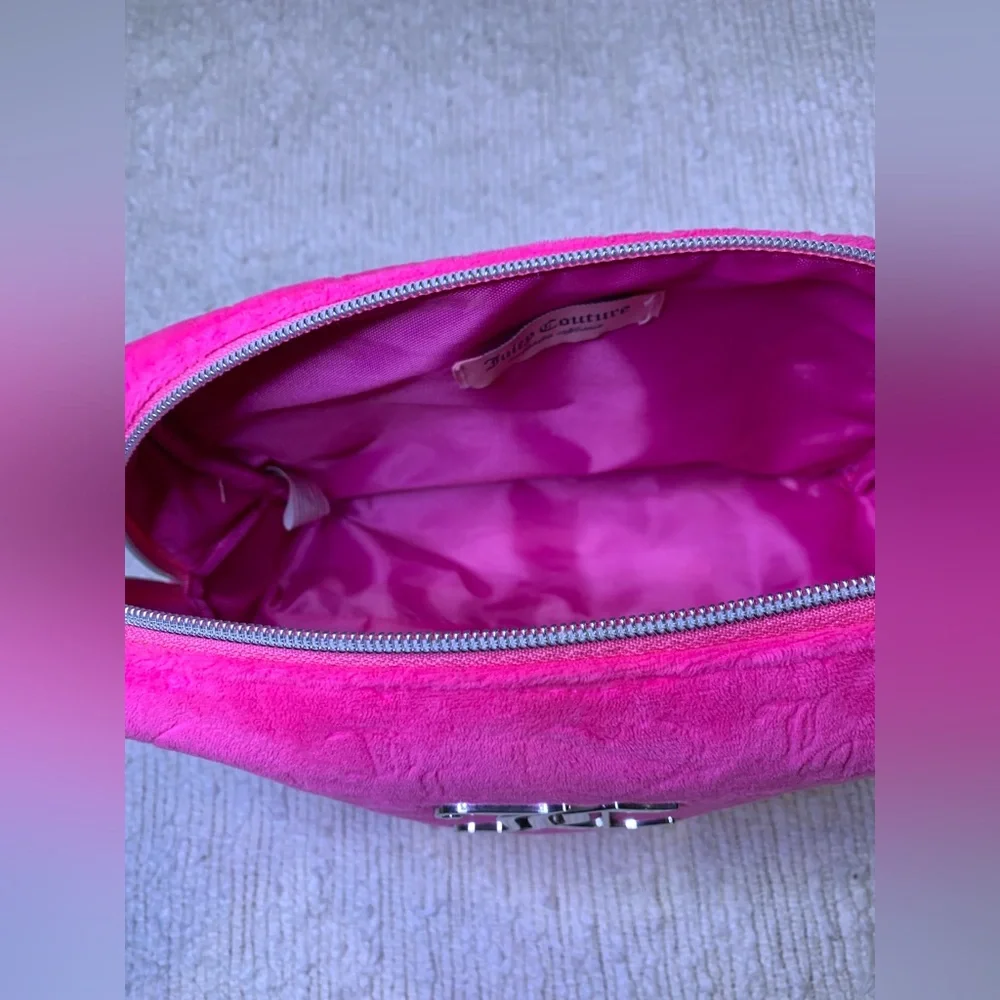 Juicy Couture Cosmetic/Makeup Bag - Picture 7 of 8